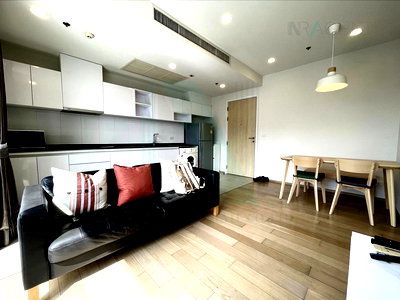 ขายคอนโด : 🚩 ขายคอนโด เอช คิว ทองหล่อ อาคาร 1 ชั้น 28 1 ห้องนอน ขนาด 43 ตรม ใกล้ มาร์เก็ตเพลส