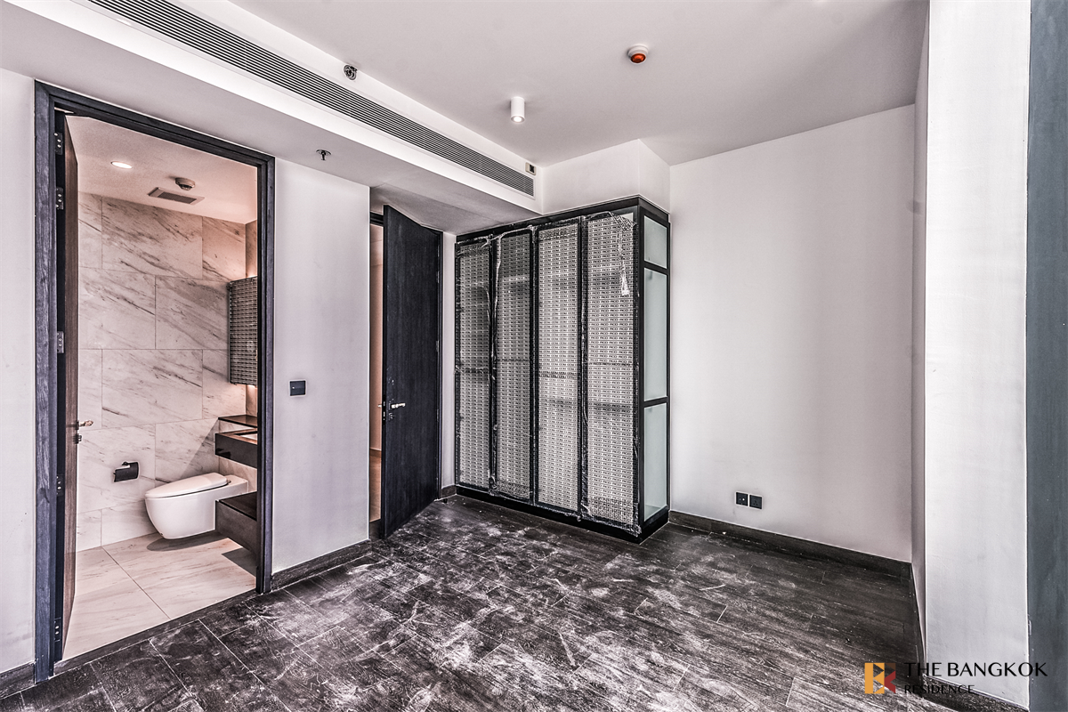picture Luxuriously Elevated Unit Tait 12 near BTS Saint Louis - 5/9