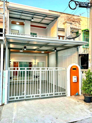 ทาวน์โฮม บางบัวทอง นนทบุรี : บ้านสวย  ถนนเมน  หมู่บ้าน บ้านร่มเงาไม้  บางบัวทอง  ถนนวัดลาดปลาดุก