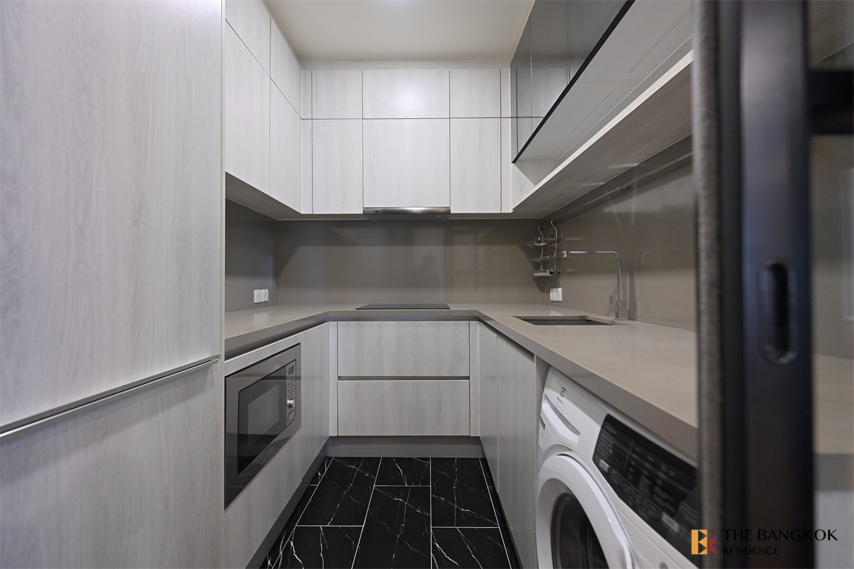 picture Mieler Sukhumvit 40  Move-in Ready, Just Bring Your Stuff - 7/10