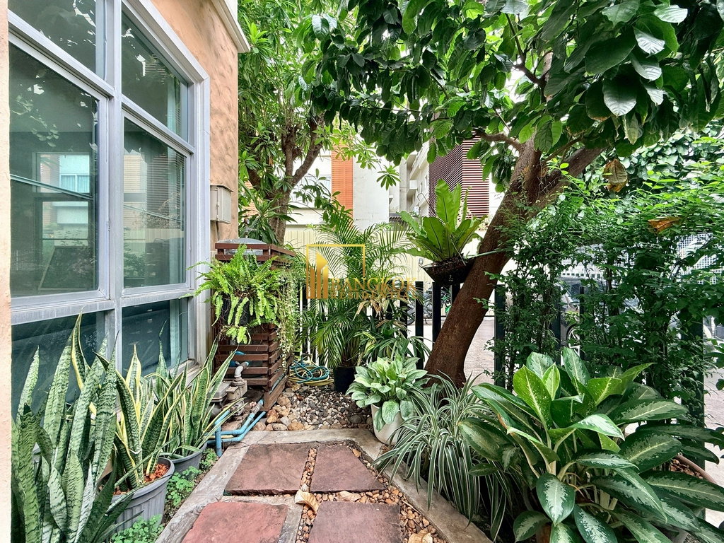 รูป Pet Friendly 3 Bedroom House For Rent in Vibrant Nana Area - BR7743SH - รูปที่ 35/37