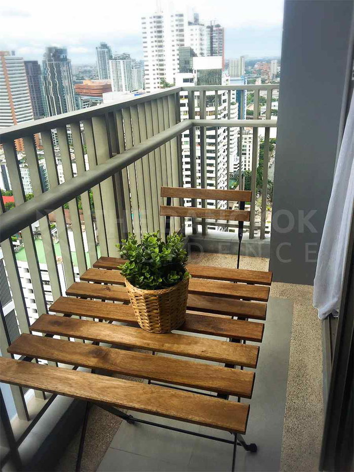 picture Quattro by Sansiri Ready-to-move-in Condo, Central City Location - 7/10