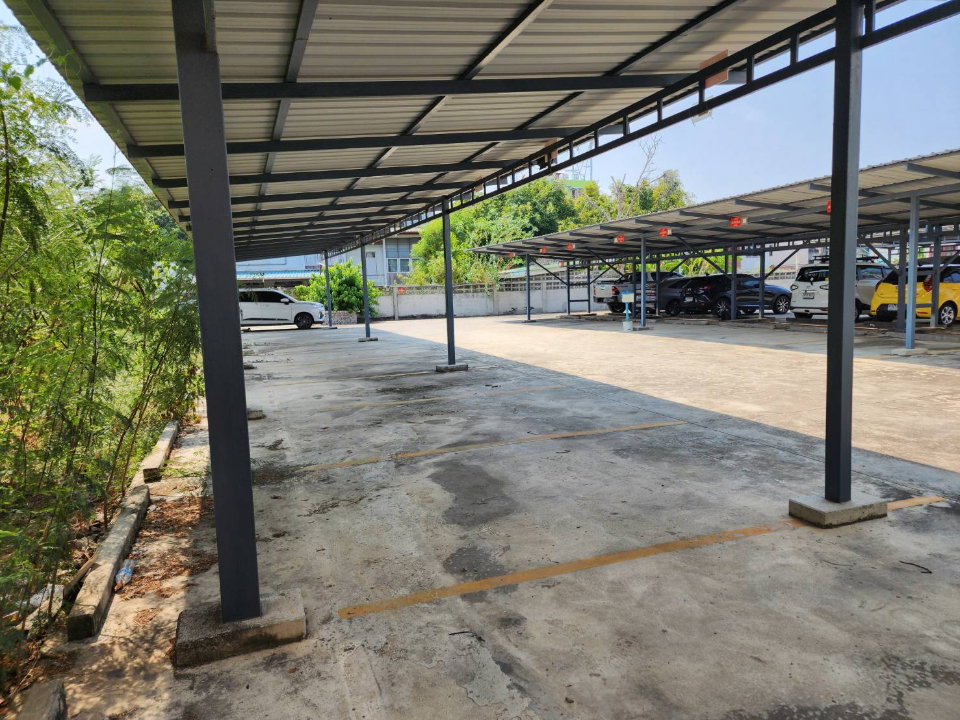 รูป ขายที่ดินถนนอุดมสุข26 และบางตราด 9 ขนาด 1-2-82 ไร่ (682 วา) - รูปที่ 8/10