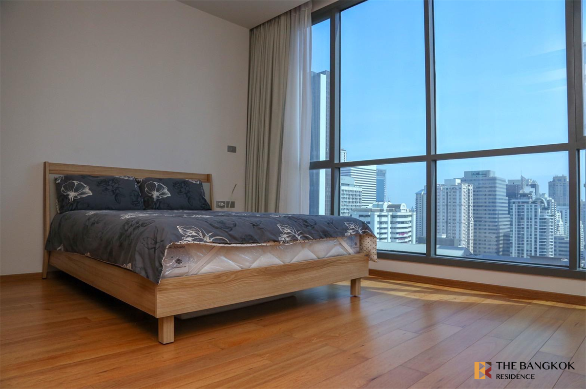 picture Hyde Sukhumvit 13 Luxury Unit, Ready for You Without the Wait near BTS Asok - 9/10