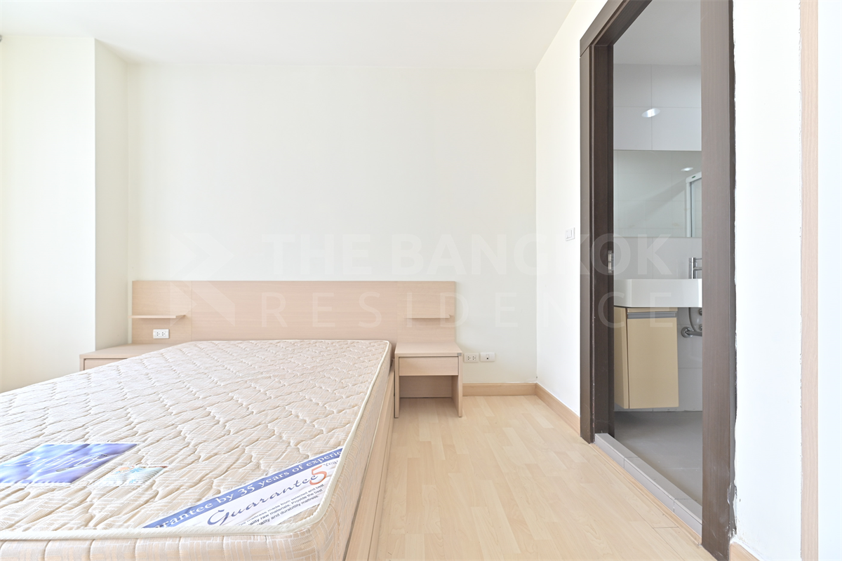 picture Special Unit, Stunning Views RHYTHM Ratchada near MRT Ratchadaphisek Station - 8/10