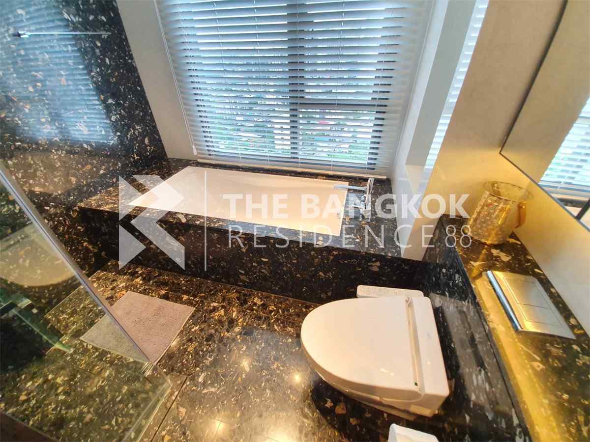 picture Beatniq Sukhumvit 32 near BTS Thong Lo Easy Travel, Fully Utilized Space - 3/10