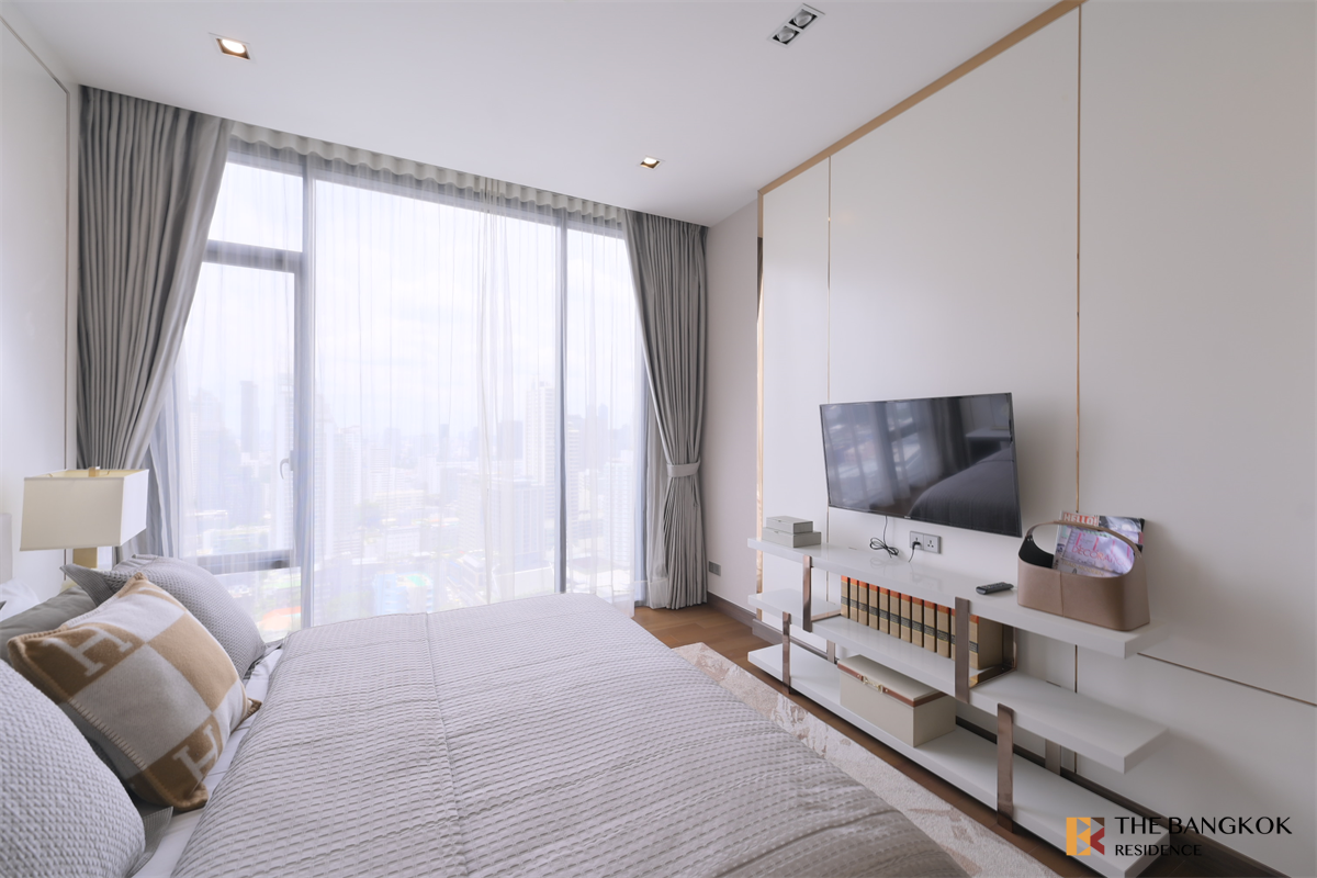 รูป คอนโด Luxury ราคาพิเศษ Q1 Sukhumvit ใกล้ BTS สถานีนานา - รูปที่ 2/10