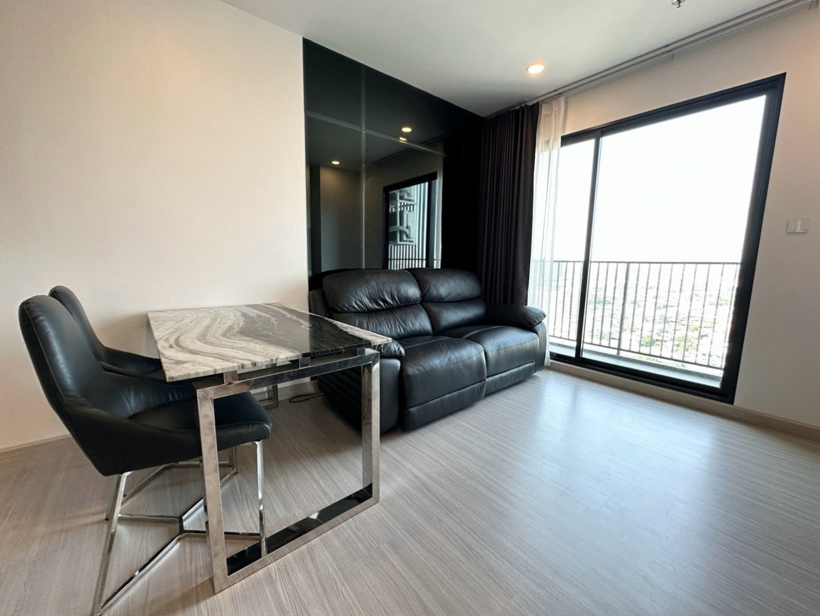 รูป Supalai Lite Thaphra-Wongwian Yai ศุภาลัย ไลท์ ท่าพระ-วงเวียนใหญ่    2ห้องนอน  2ห้องน้ำ  ห้องครัวกั้นกระจก - รูปที่ 13/35