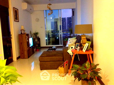 Condos for sale : 1-BR Condo at Supalai Prima Riva Rama 3 - Narathiwas in Chong Nonsi (ID 1474837)