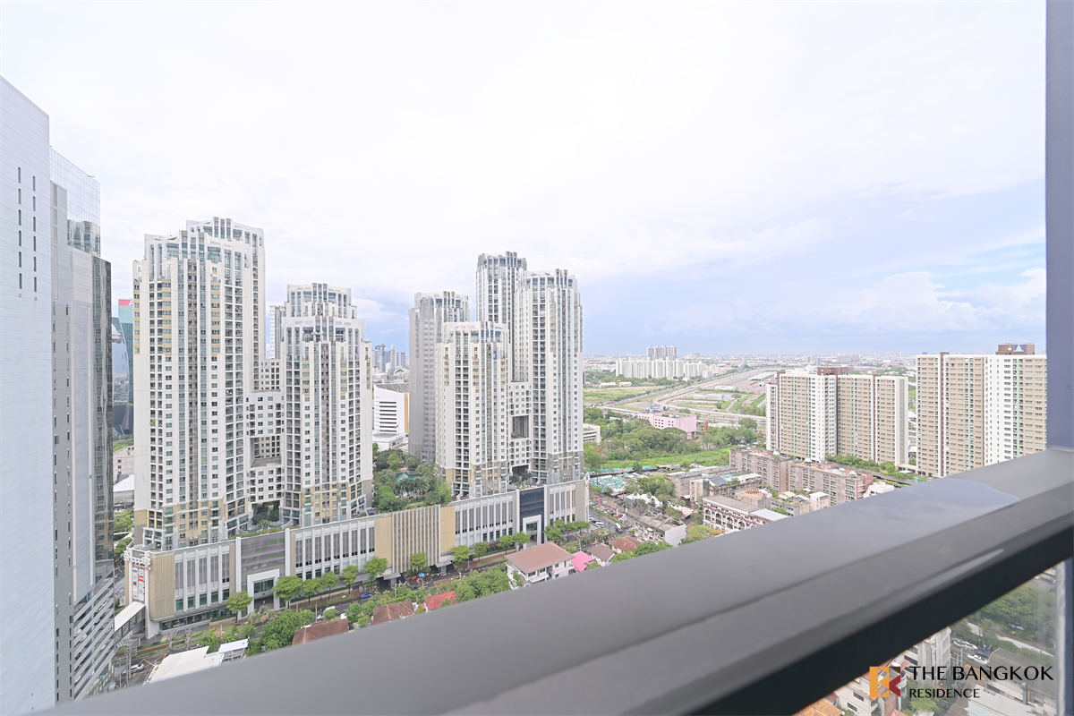 รูป วันไนน์ไฟว์ อโศก – พระราม 9 ใกล้ MRT สถานีพระราม 9 ลดหนักจัดเต็ม - รูปที่ 1/10