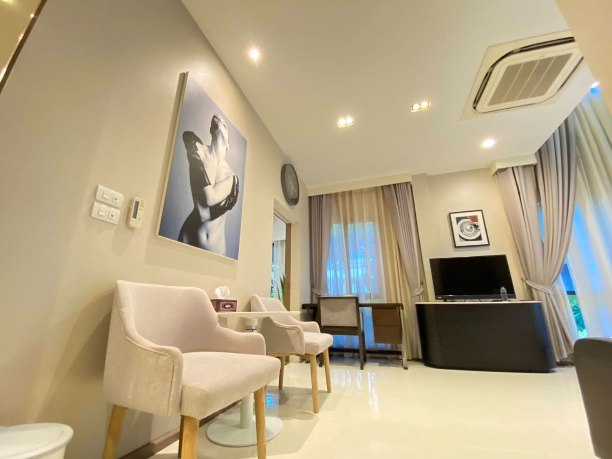 picture Ready-to-move-in 8-bedroom, 6-bathroom detached house in Phatthanakan area. - 15/22