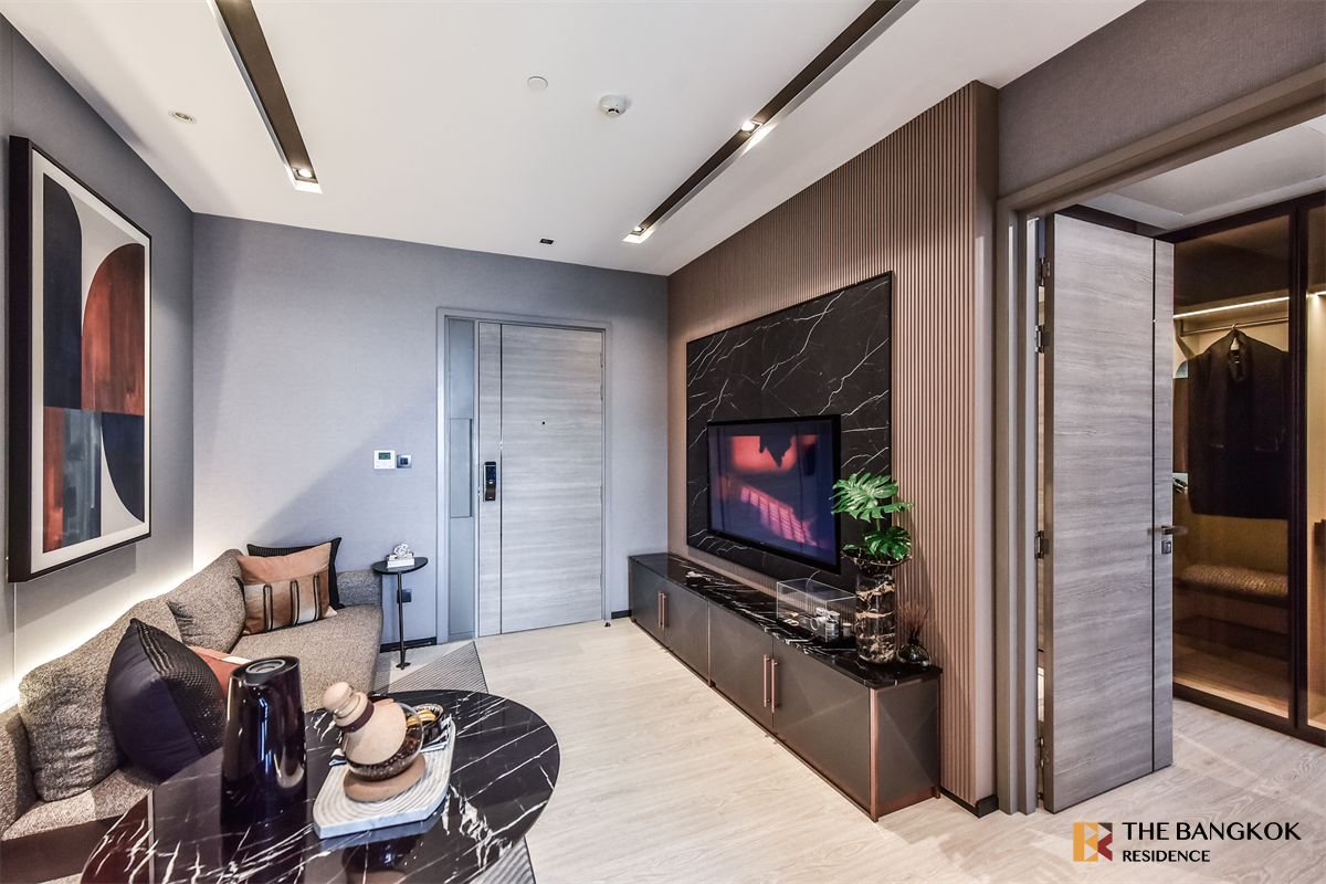 picture Private Unit, Fully Equipped Common Area The Room Sukhumvit 38 - 1/10
