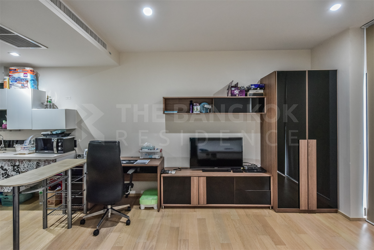 picture Special price, limited quantity Noble Reform near BTS Ari - 2/9