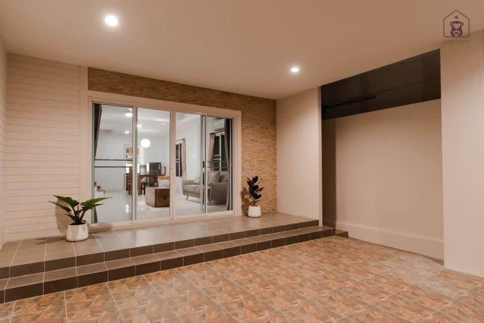 picture For Rent: Semi-Detached House near Wing 41 (ID:613HR) - 21/21