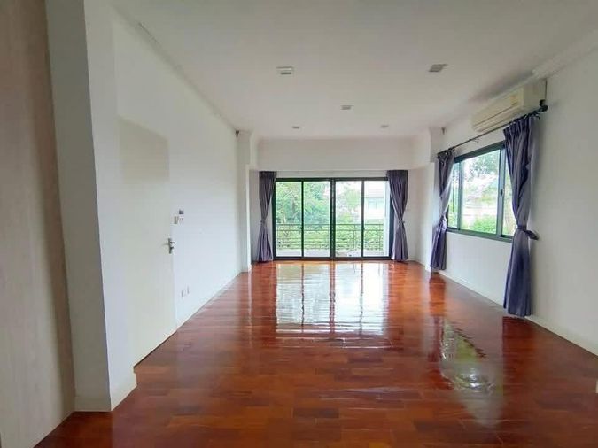 ขายบ้านเดี่ยว 2 ห้องนอน 449 ตร.ม. 159.3 ตร.ว. เพอร์เฟค มาสเตอร์พีซ รามคำแหง