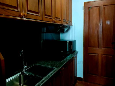 ขายคอนโด : 🚩 ขายคอนโด สุขุมวิท สวีท อาคาร 1 ชั้น 28 1 ห้องนอน ขนาด 40 ตรม ใกล้ โรงเรียนนานาชาตินิสท์