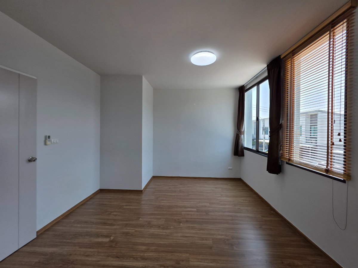 รูป ขาย บ้านพลีโน่ อ่อนนุช-บางนา ซ.กิ่งแก้ว 37  เพื่อนบ้านน่ารัก สไตย์ พรีเมี่ยม-ทาว์นโฮม  - รูปที่ 16/27