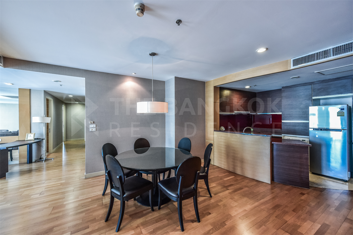 picture Urbana Sathorn  Comfortable and Ready to Move-in - 5/10