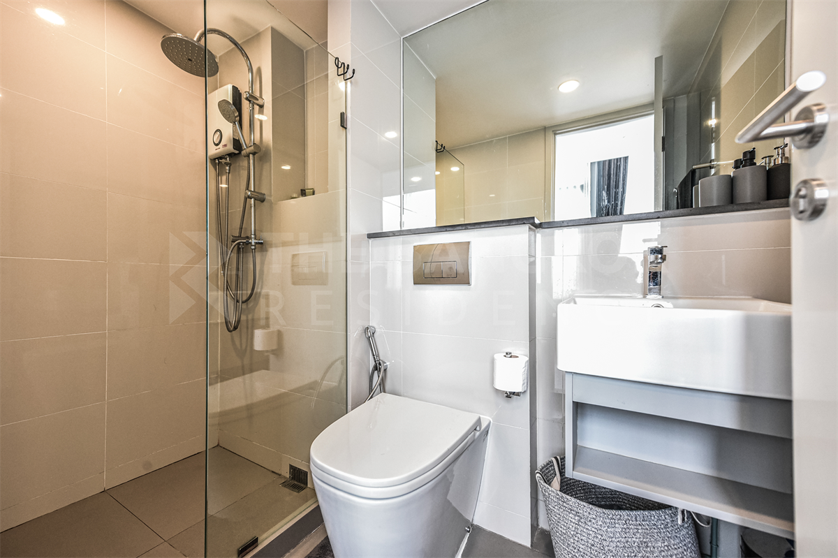 picture KnightsBridge Prime Sathorn Looking for an owner for this special unit - 2/10