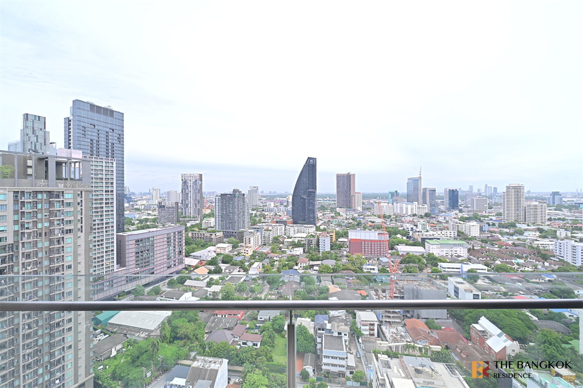 picture Luxurious Design, Elevated Atmosphere Beatniq Sukhumvit 32 near BTS Thong Lo - 7/10