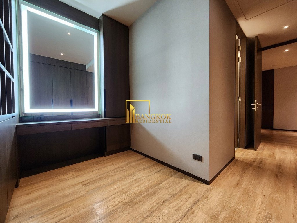 รูป Gorgeous 3 Bedroom Luxury Apartment in Phrom Phong Area - BR20988AP - รูปที่ 22/40
