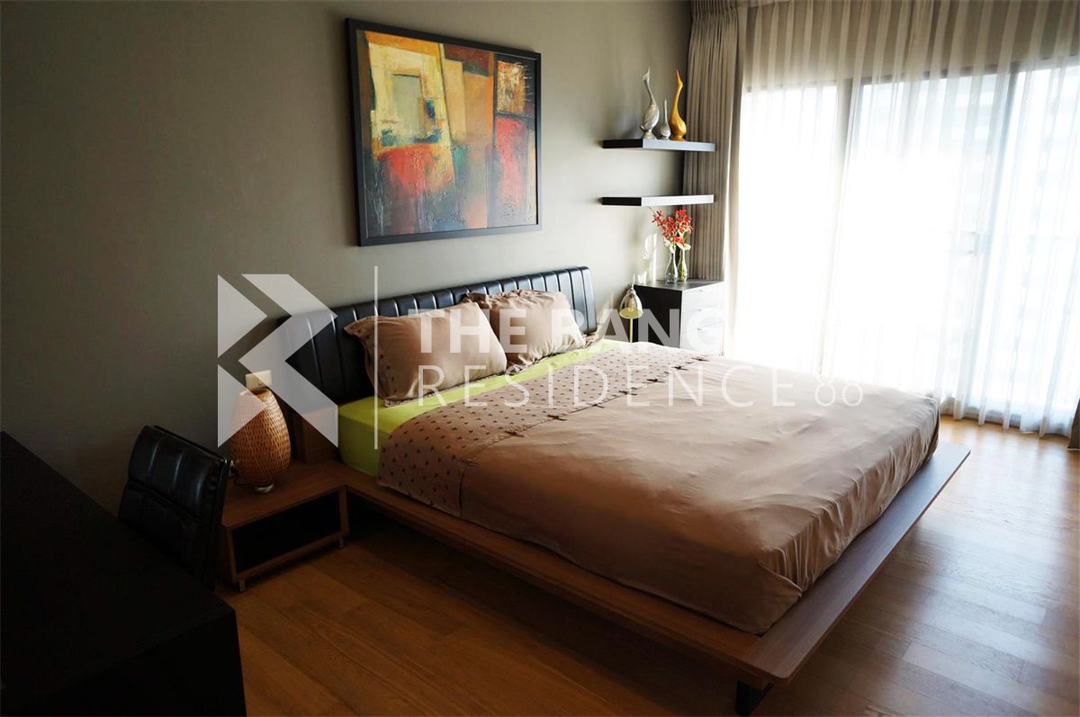 picture Noble Refine near BTS Phrom Phong Ready-to-move-in Condo - 3/9