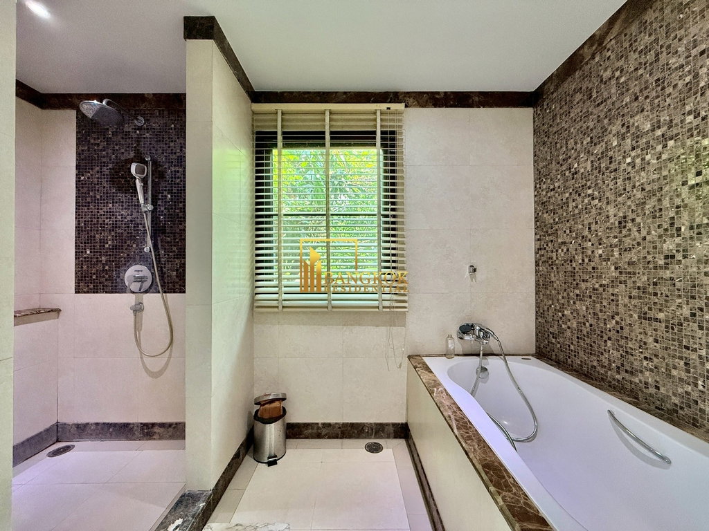 picture Baan Ananda | Impressive 3 Bedroom Duplex Condo For Rent - BR61385CD - 28/43