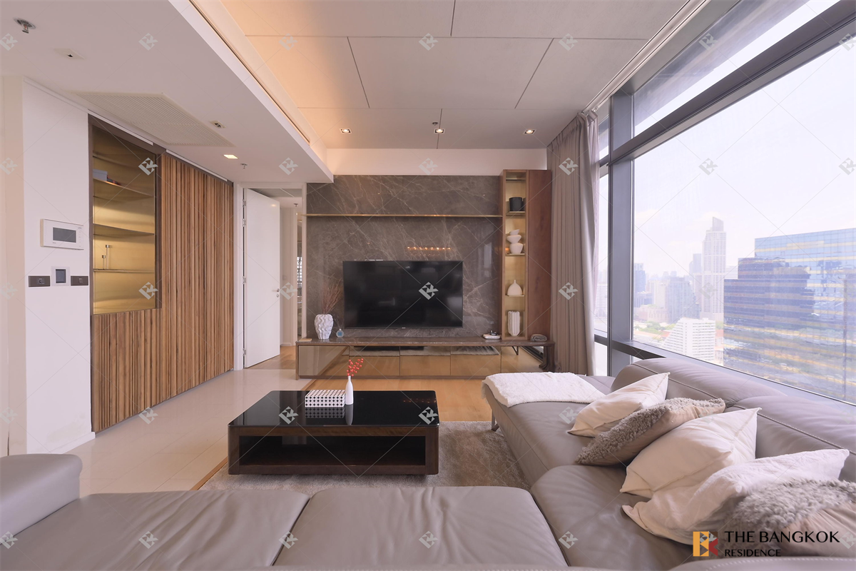 picture Circle Living Prototype  Condo in Business District - 6/10