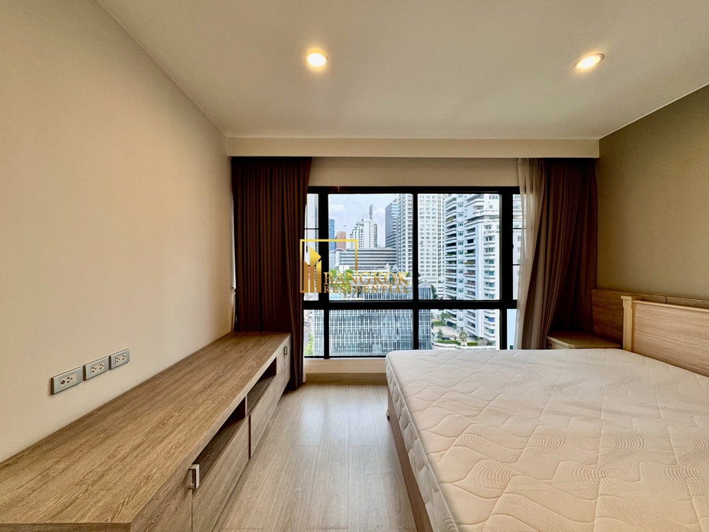 รูป Superb 2 Bedroom Apartment in Asoke Area - BR21246AP - รูปที่ 12/37