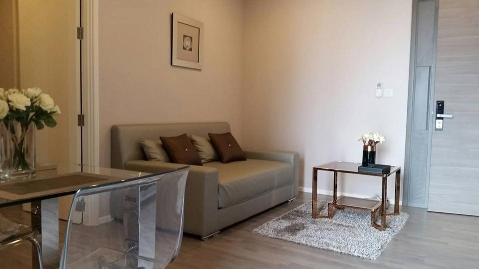 รูป The Room Sukhumvit 69 for rent > Close to BTS Phakanong Station (RT-01) - รูปที่ 7/34