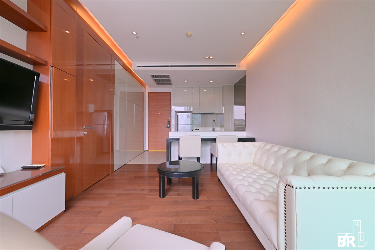 picture The Address Sukhumvit 28 near BTS Phrom Phong Special Unit, Great Value - 10/10