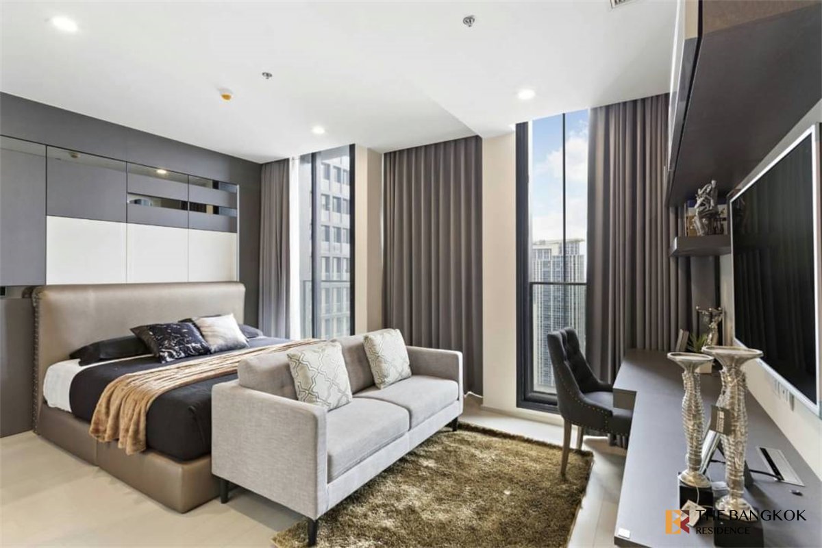 picture Noble Ploenchit near BTS Phloen Chit Book before anyone else - 8/9