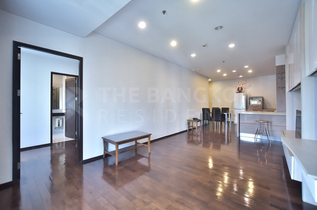 picture Looking for an owner for this special unit Noble Ora Thonglor - 8/10