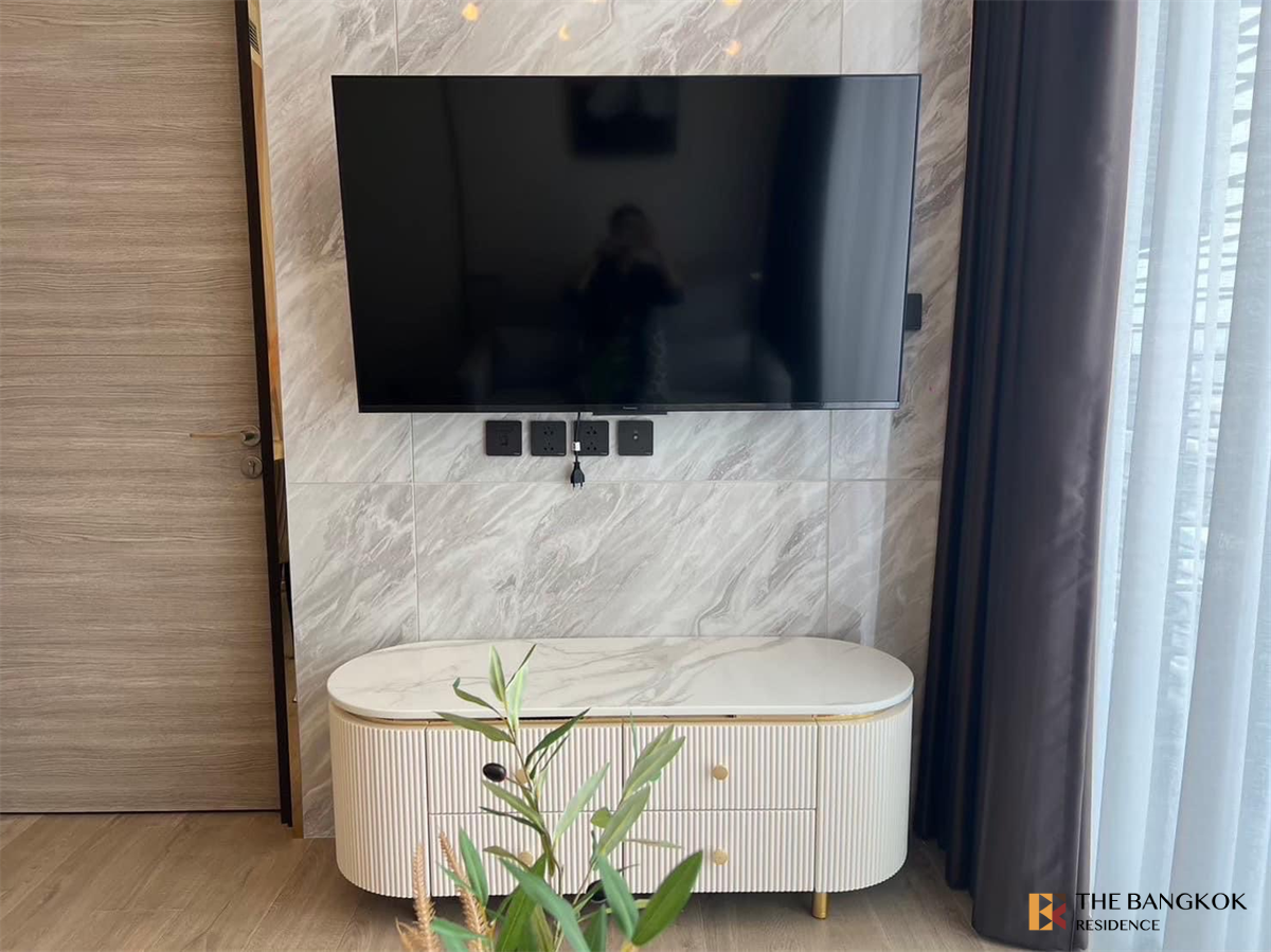 รูป คอนโดย่าน CBD ราคาถูกกว่าตลาด เดอะ เครสท์ พาร์ค เรสซิเดนซ์ ใกล้ BTS สถานีห้าแยกลาดพร้าว - รูปที่ 1/9