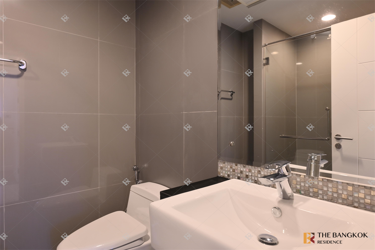 รูป ทำเลแหล่งงาน รายล้อมด้วยไลฟ์สไตล์ เดอะ เครสท์ สุขุมวิท 34 ใกล้ BTS สถานีทองหล่อ - รูปที่ 4/10