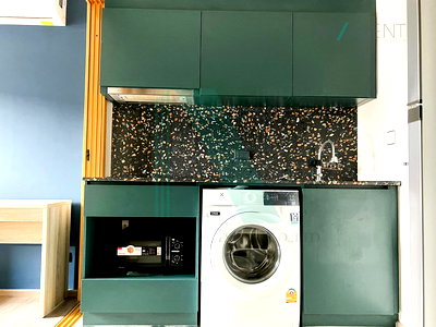 ขายคอนโด : 🔺 ขายคอนโด เดอะ เบส สุขุมวิท 50 อาคาร 1 ชั้น 5 1 ห้องนอน ขนาด 32 ตรม ใกล้ Century The Movie Plaza