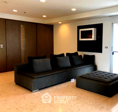 Condos for rent : 3-BR Condo at Nusasiri Grand Condominium near BTS Ekkamai (ID 2821880)