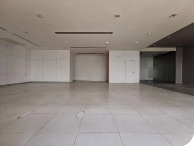 picture FOR SALE  OFFICE PROPERTY  29725000 BAHT. - 2/8