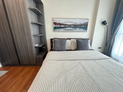 รูปภาพ Space Central condo – great location, for rent!