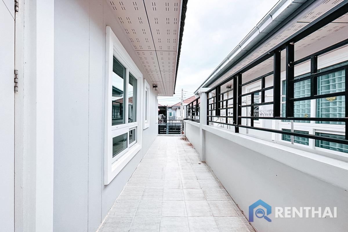 รูป บ้านสองชั้นดีไซน์ลงตัว พื้นที่ใช้สอยกว้างขวาง 185 ตารางเมตร - รูปที่ 19/25