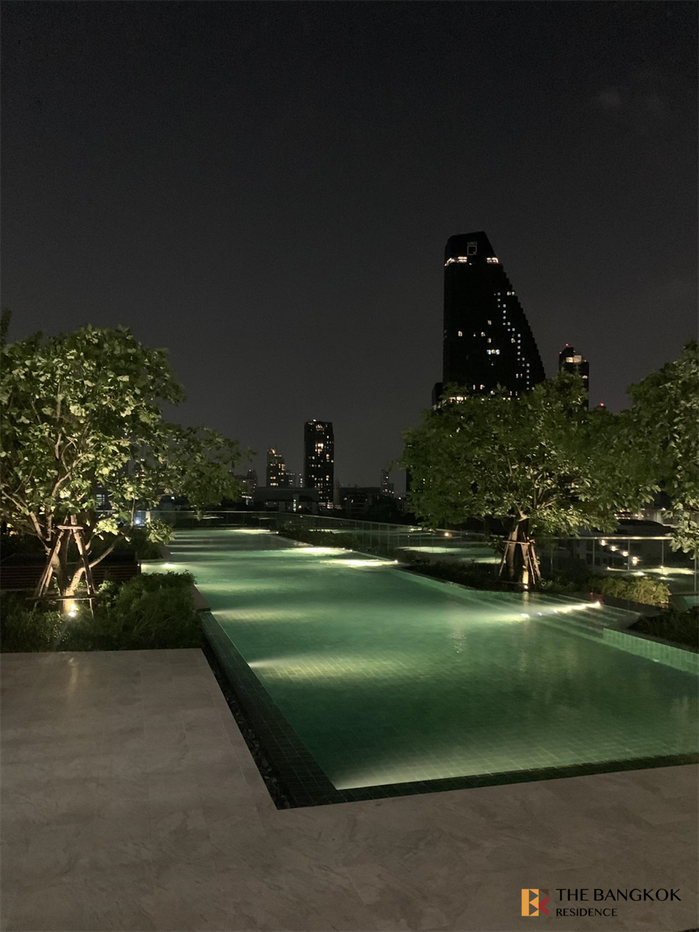 picture Oka Haus Sukhumvit 36 Book quickly before the room is gone!! - 6/9