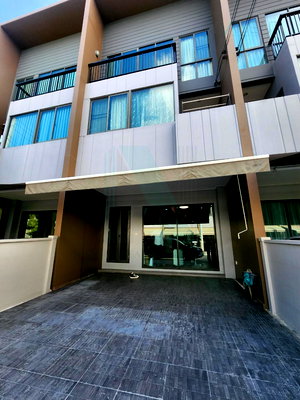 เช่าทาวน์โฮม สนามบินสุวรรณภูมิ : 📌 ให้เช่าทาวน์เฮาส์ 3 ชั้น บ้านกลางเมือง พระราม 9-กรุงเทพกรีฑา 3 ห้องนอน 3 ห้องน้ำ