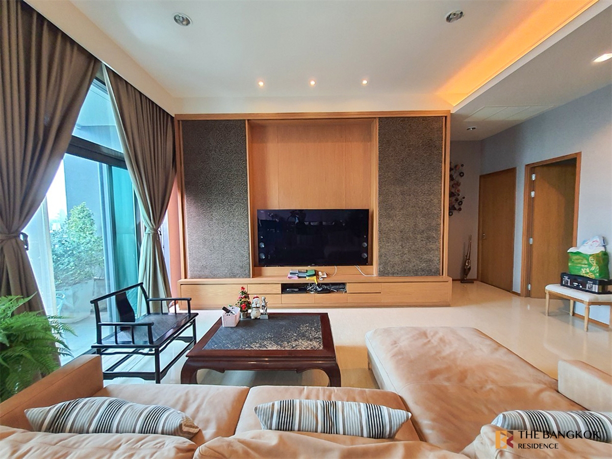 picture The Parco Ultimate Luxury Lifestyle with Convenience - 4/9