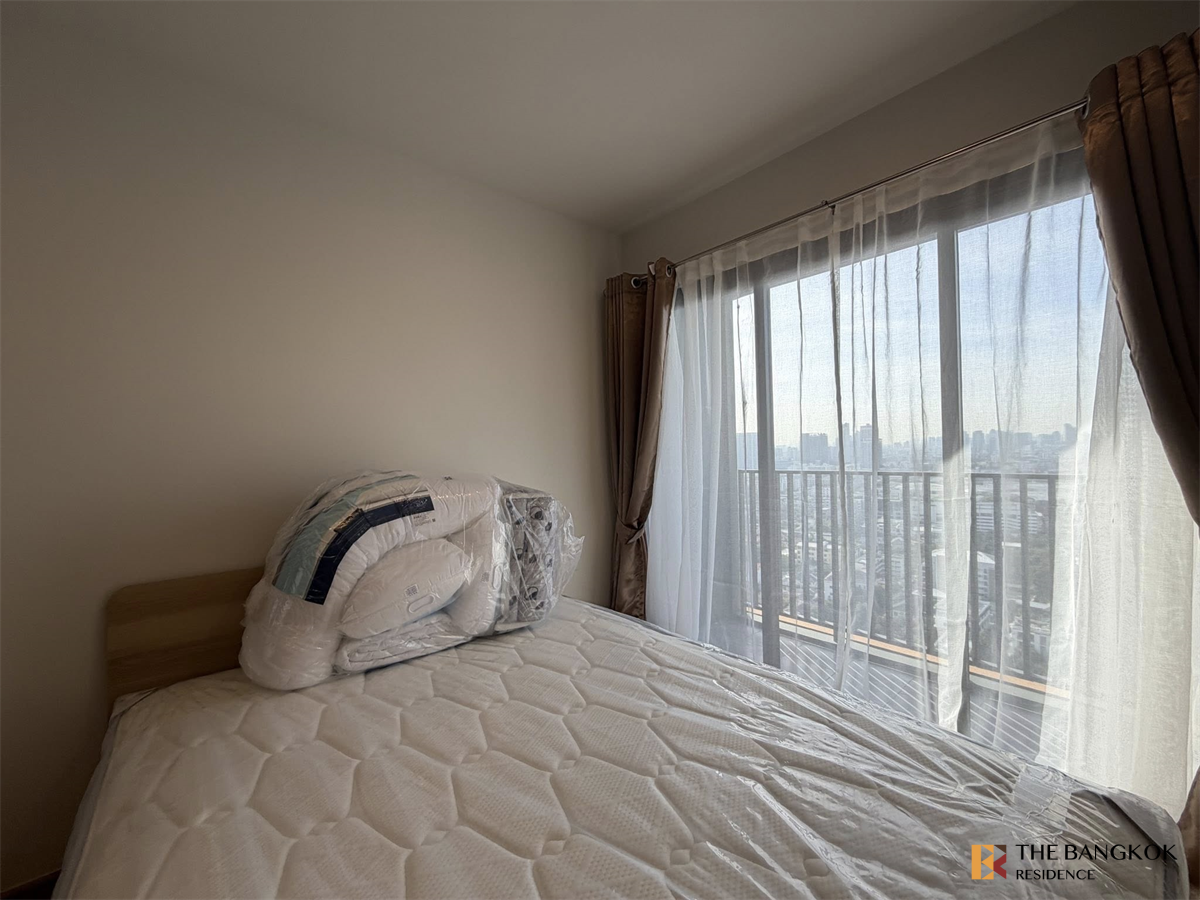 picture THE LINE VIBE Condo in Business District - 3/9