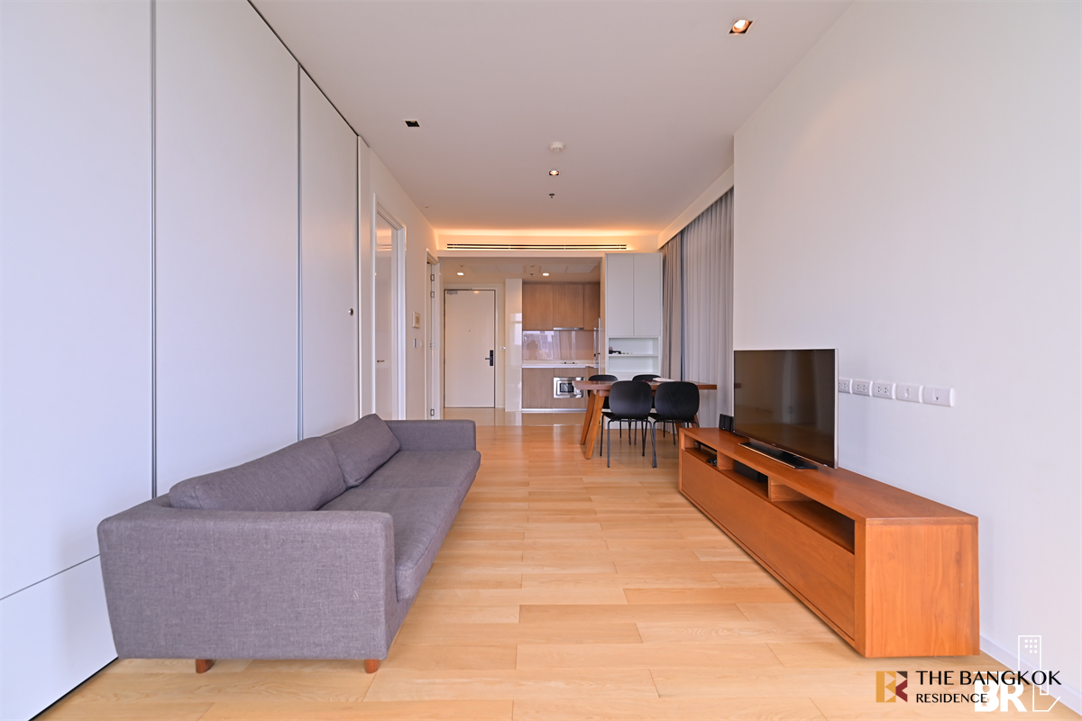 picture Circle Living Prototype  Comfortable and Ready to Move-in - 2/10