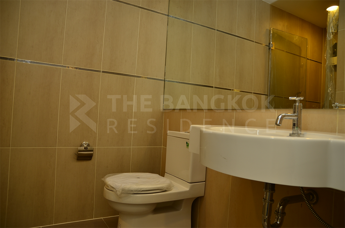 picture Centric Sathorn-St.Louis near BTS Saint Louis Easy Travel, Fully Utilized Space - 5/10