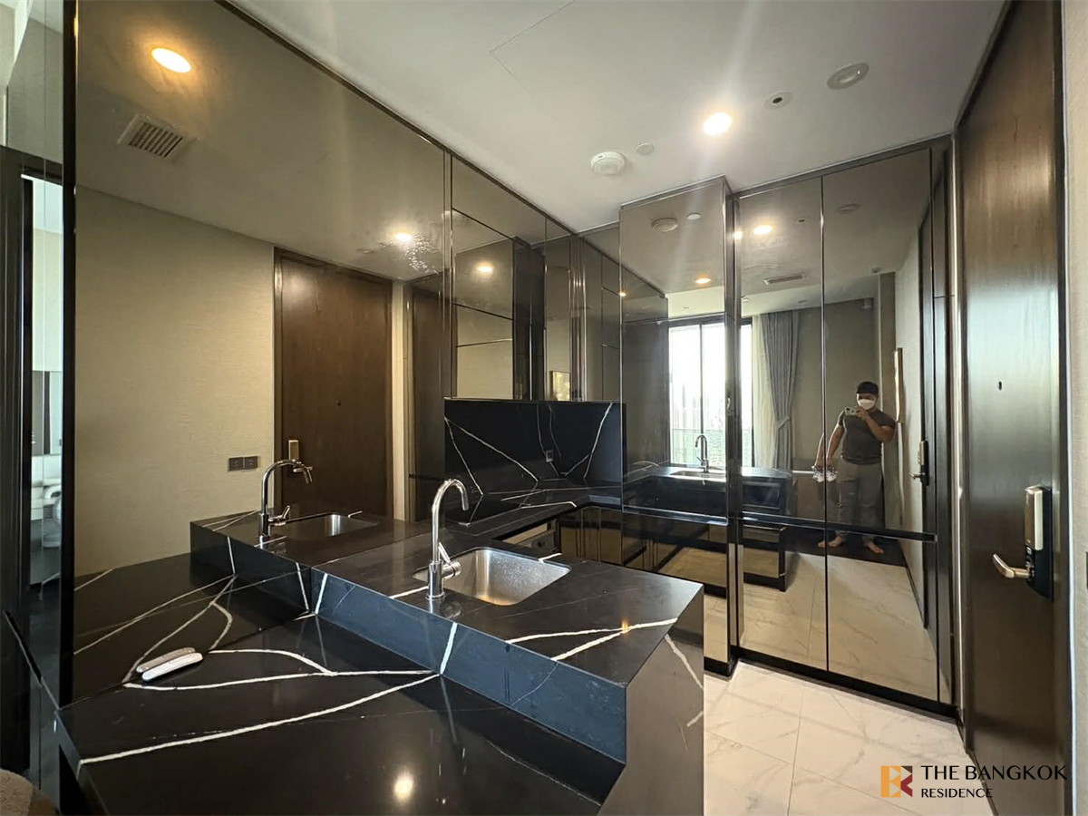 picture Don’t miss out!! Rare units The Esse Sukhumvit 36 - 2/10