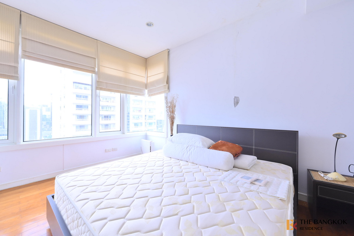 picture Baan Siri 24 Condo in Great Location, Ready-to-move-in - 1/10