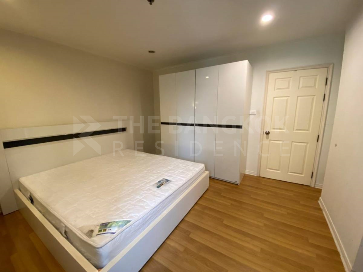 picture Lumpini Place Phahol - Saphankhwai  Condo in Business District - 8/9