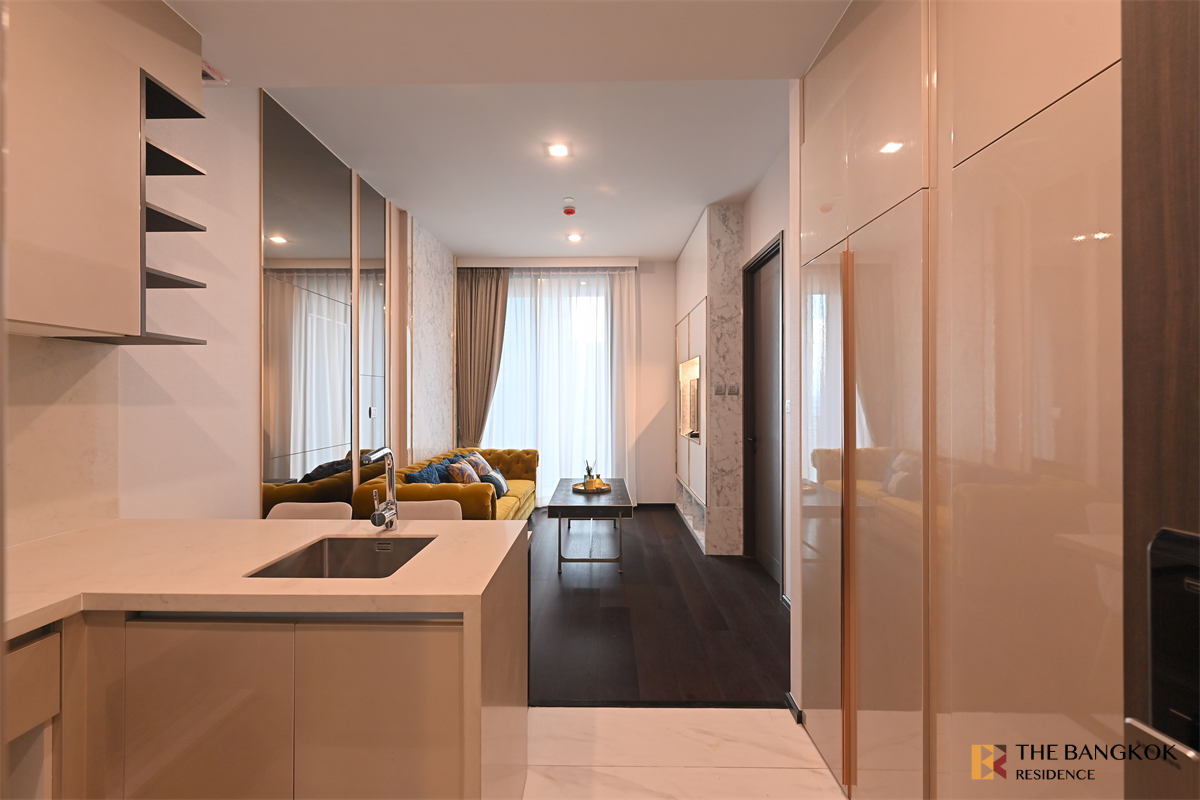picture LAVIQ Sukhumvit 57 Private Unit, Fully Equipped Common Area near BTS Thong Lo - 3/10